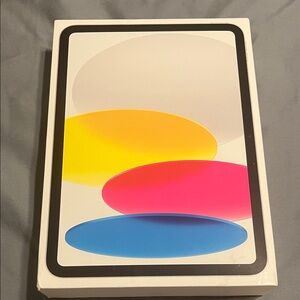 Apple iPad - White with Vibrant Accents
